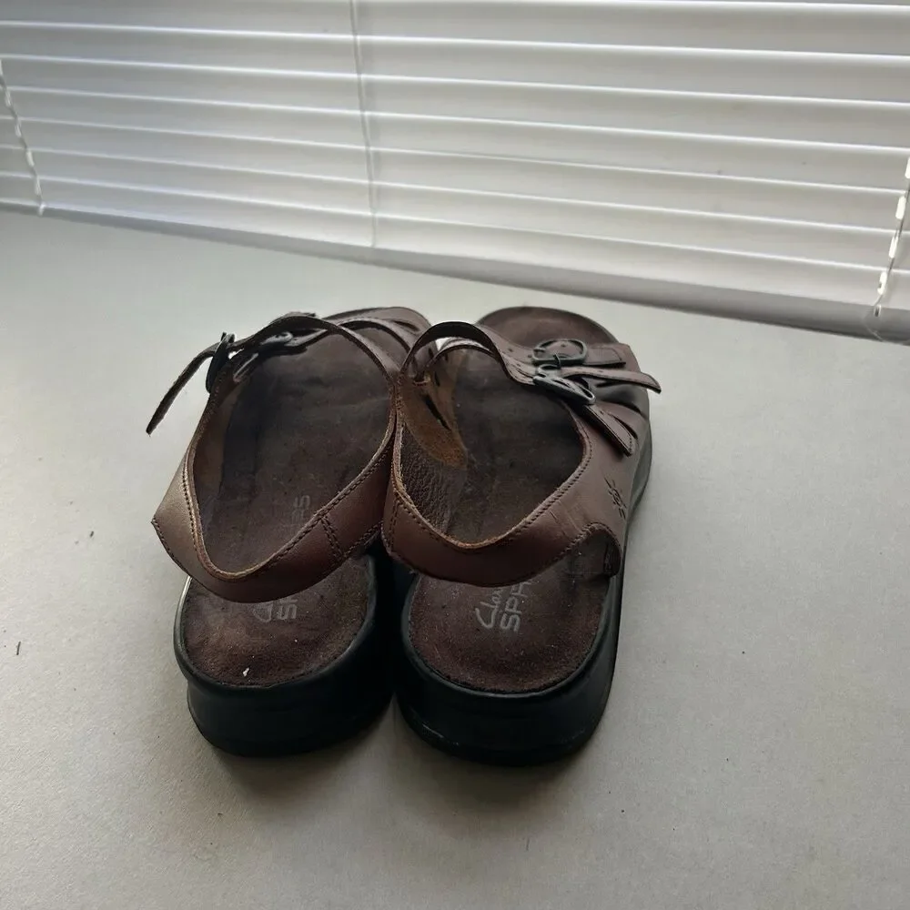 CLARKS Springers Dk BROWN Strappy Leather Low Heel Sandals - 7.5 M - Picture 3 of 11